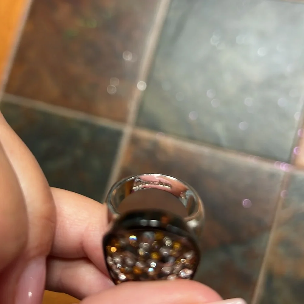 Ring - Picture 3 of 3